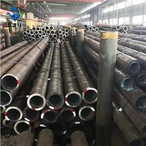 ASTM A106 Безшовна труба з вуглецевої сталі